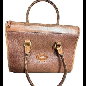 Vintage 1980’s DOONEY & BOURKE All-Weather Leather Pebbled Tan Satchel w/Brass